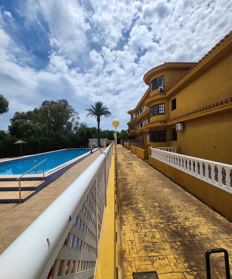 קרטחנה Villa Artep Lujoso Apartamento Con Piscina Comunitaria מראה חיצוני תמונה